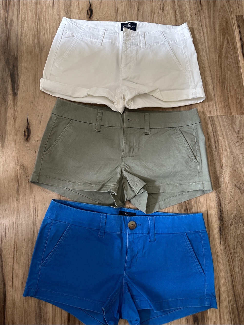 American Eagle Outfitters Women’s shortie Shorts Size 4